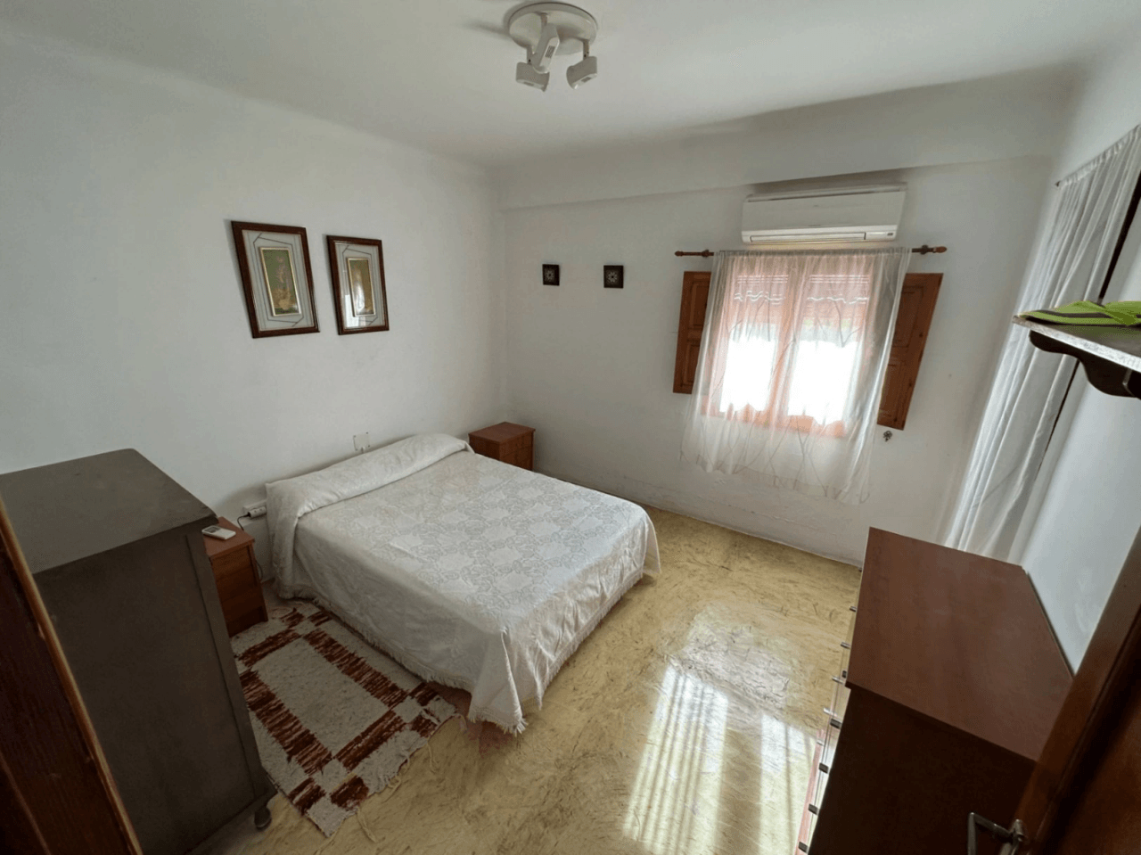 Villa for sale in Pego