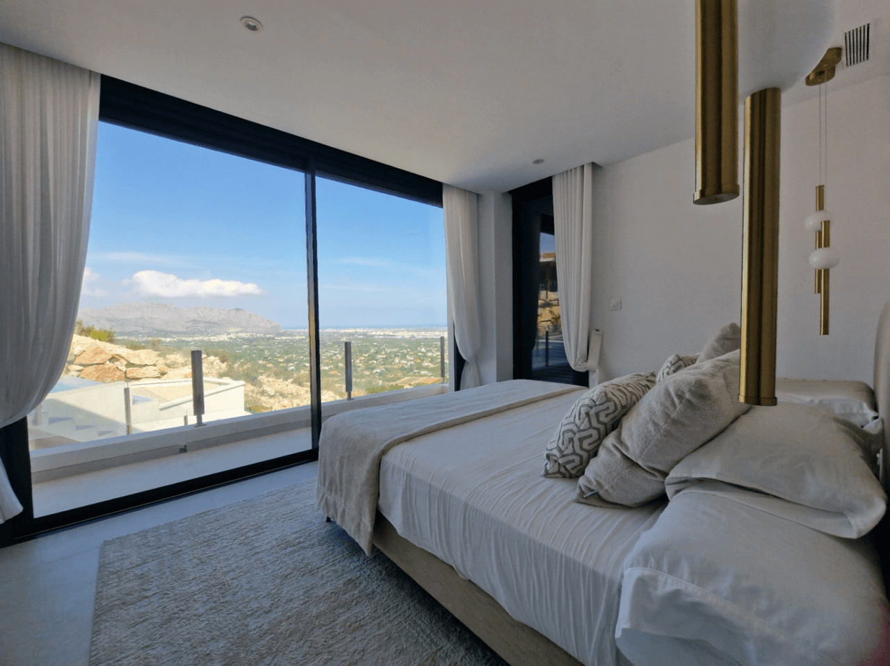 Modern style 3-bedroom villa in Monte Solana, Pedreguer