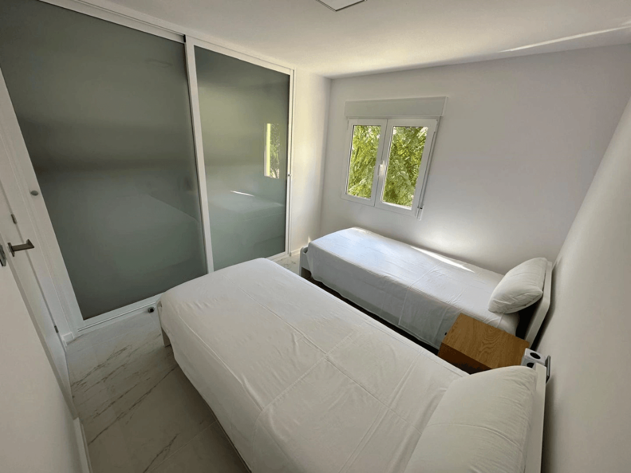 Renovated 2-bedroom apartment in the center of Denia