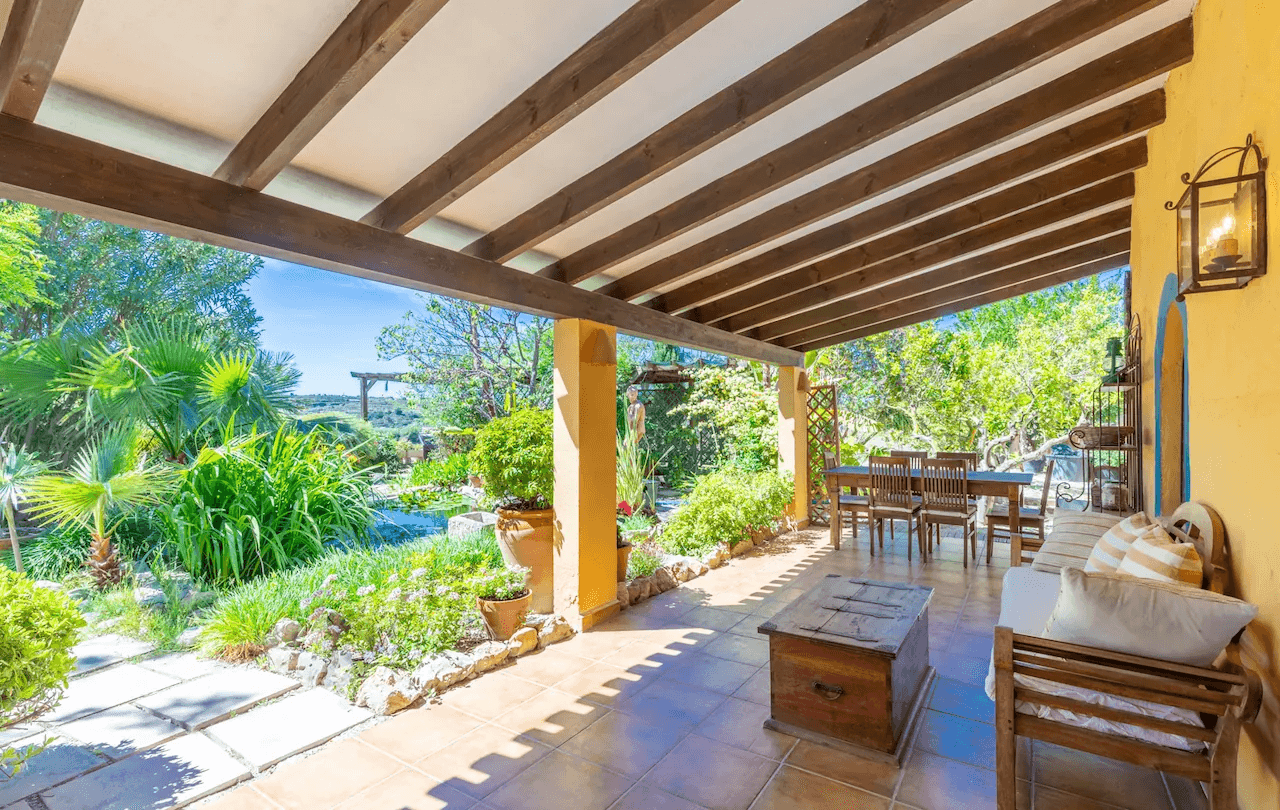 Last Rustic Finca available for sale with sea views in Teulada