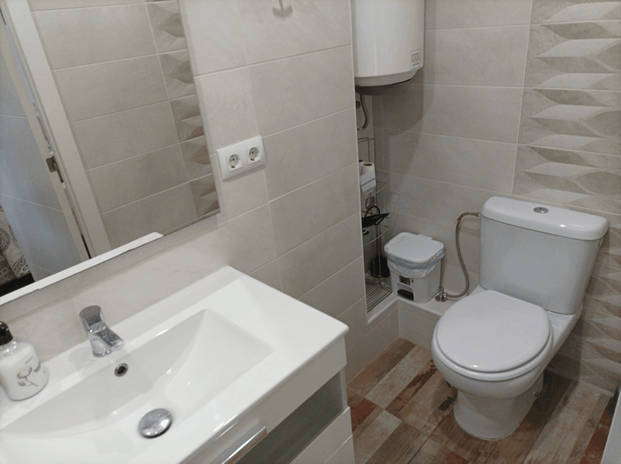 SPACIOUS DOWNTOWN APARTMENT NEAR PUERTO DÉNIA