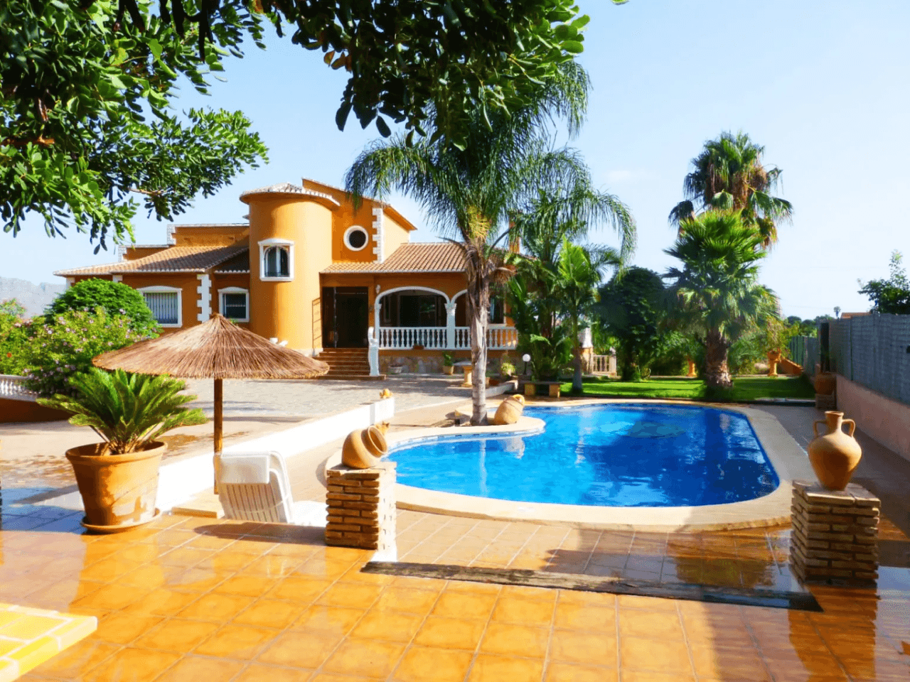 Villa à vente à Pedreguer