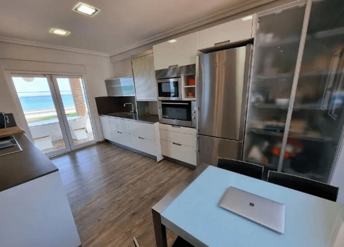 Denia. Villa in 1. Beach Line