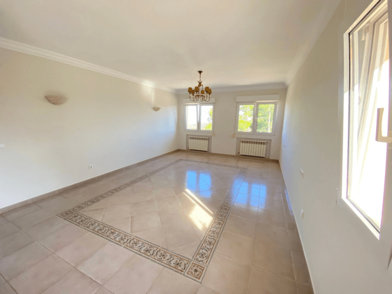 VILLA FOR SALE IN LA SELLA