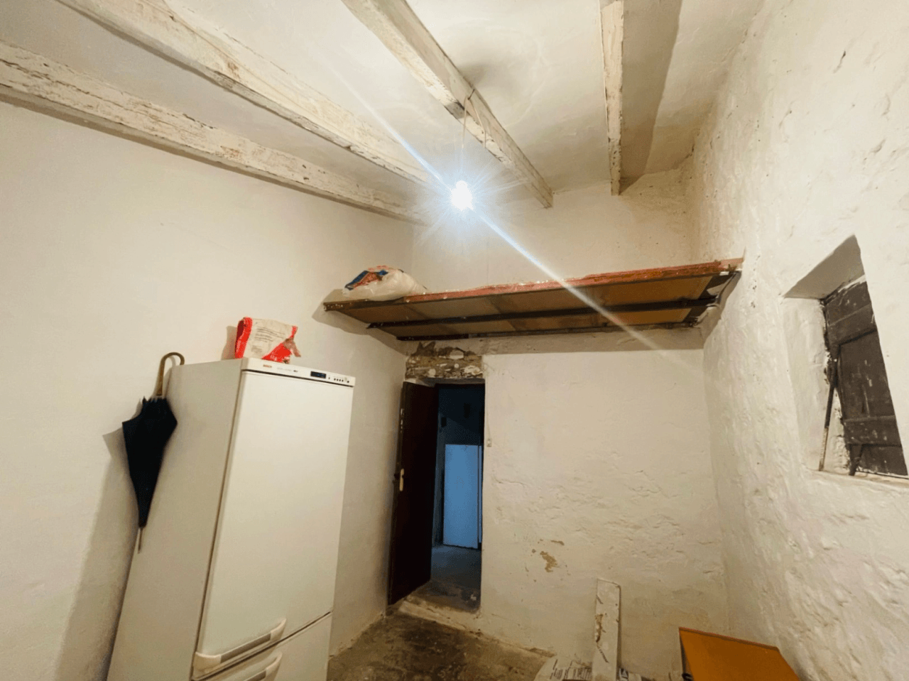 Country house in Rotas area with plot of 12000m2.