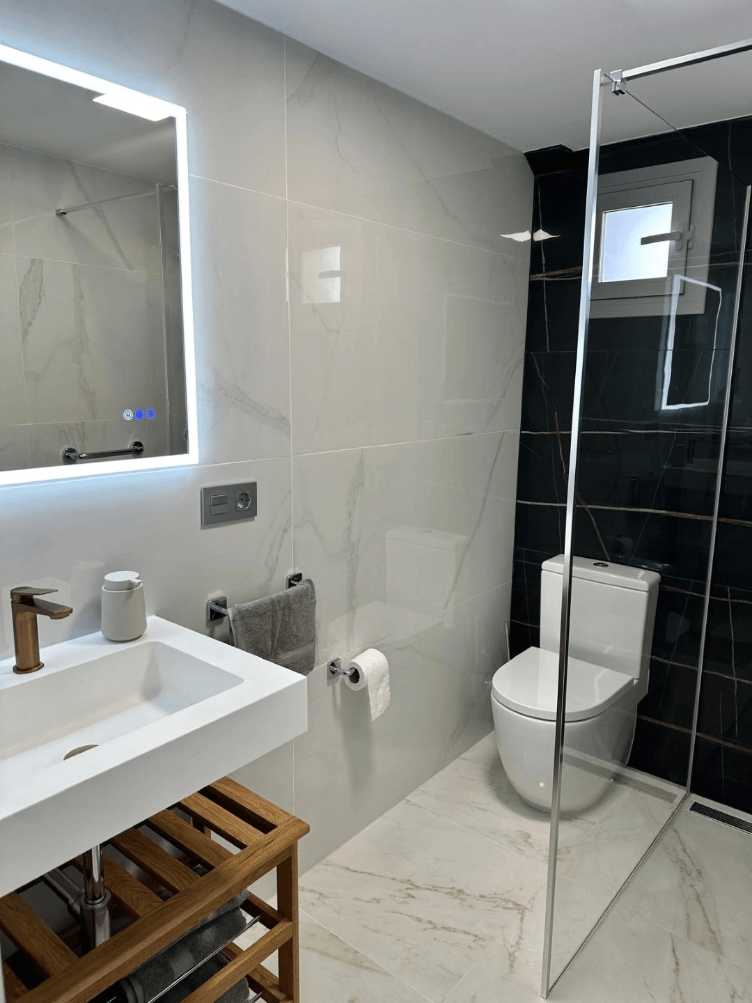 Renovated 2-bedroom apartment in the center of Denia