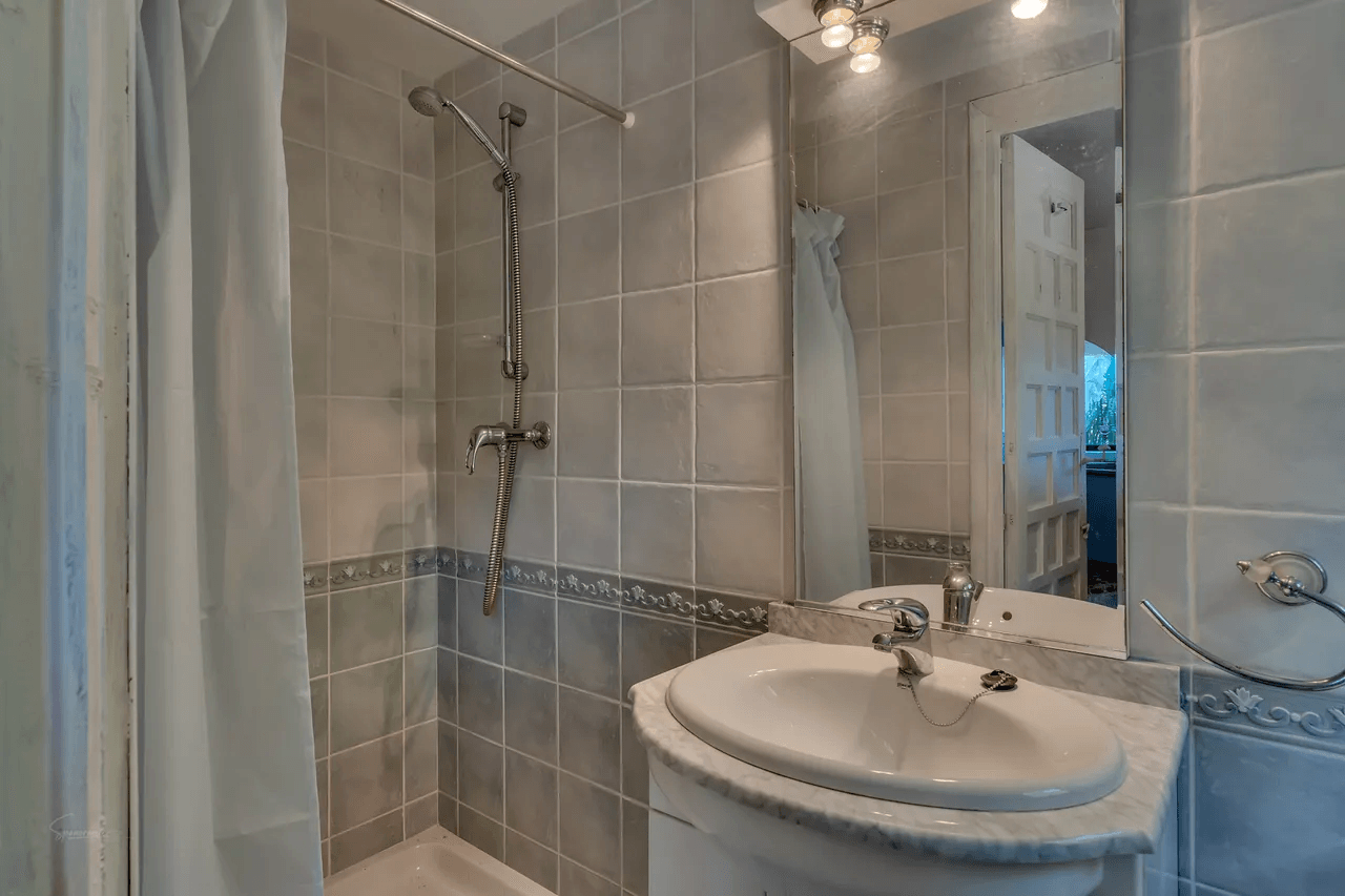 Villa for sale in Orba