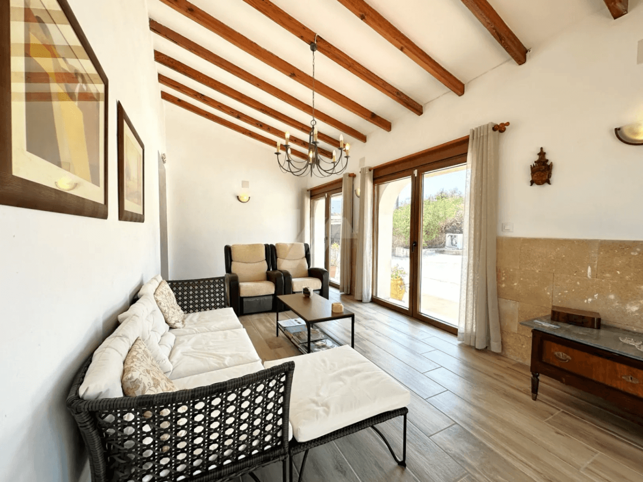 Mediterranean-style villa for sale in Teulada-Moraira, Costa Blanca.