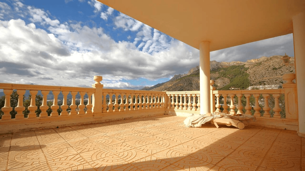 Villa for sale in Altea
