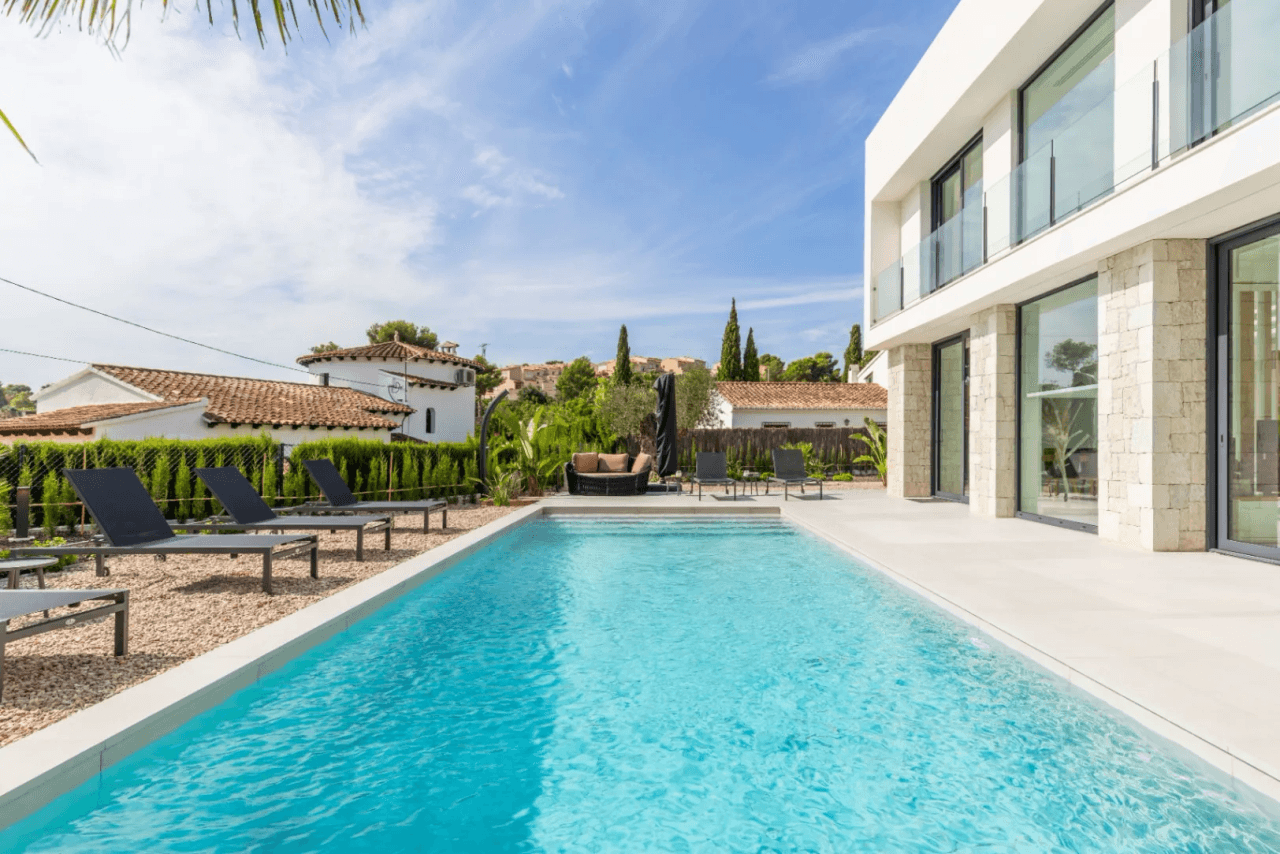 Beautiful new build villa with sea views in Benissa just 2 minutes from the beach