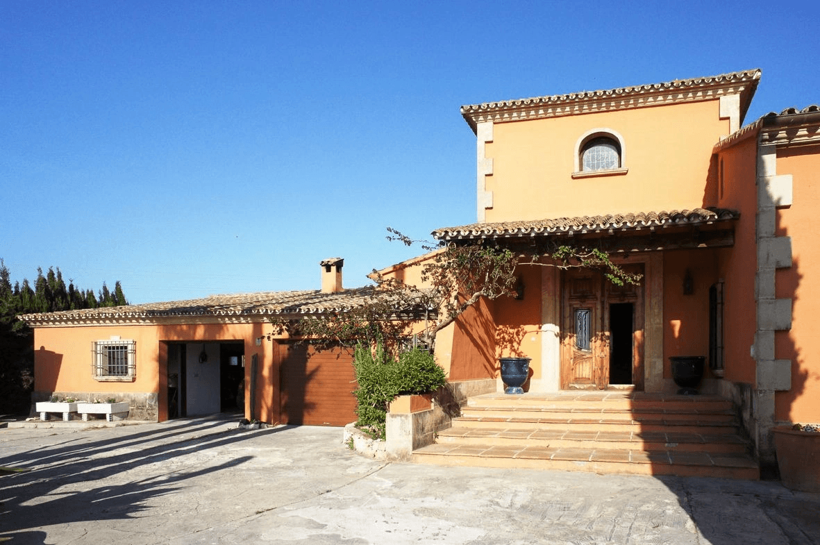 Villa for sale in Dénia