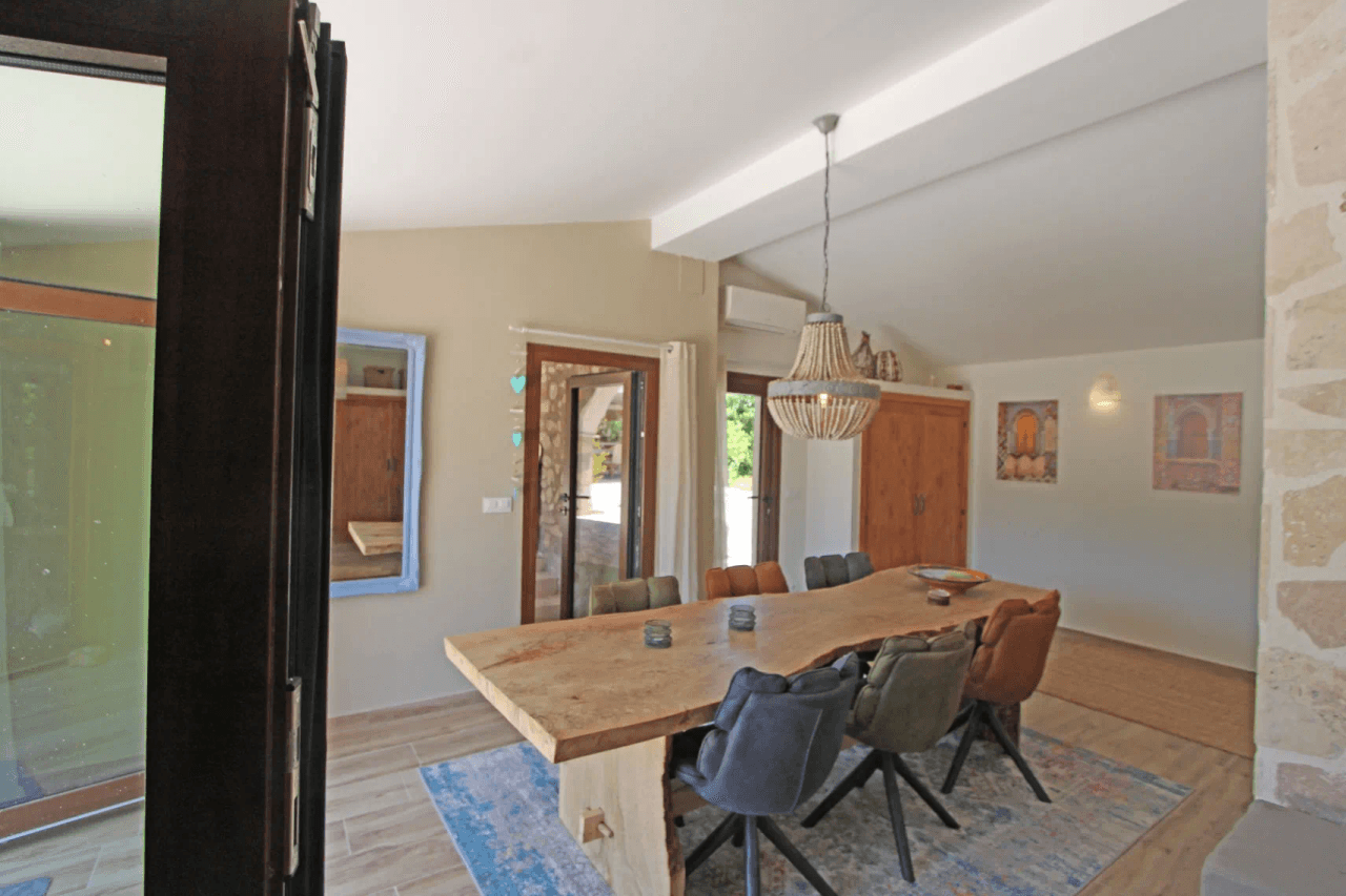 Spectacular style finca villa for sale in Alcalali