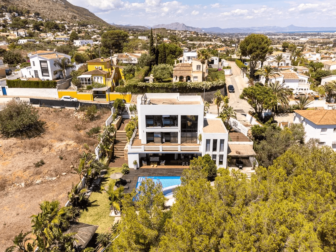 Designer and luxury villa in Dénia.