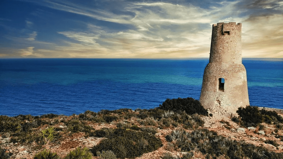 Stunning villa with sea views in Dénia.