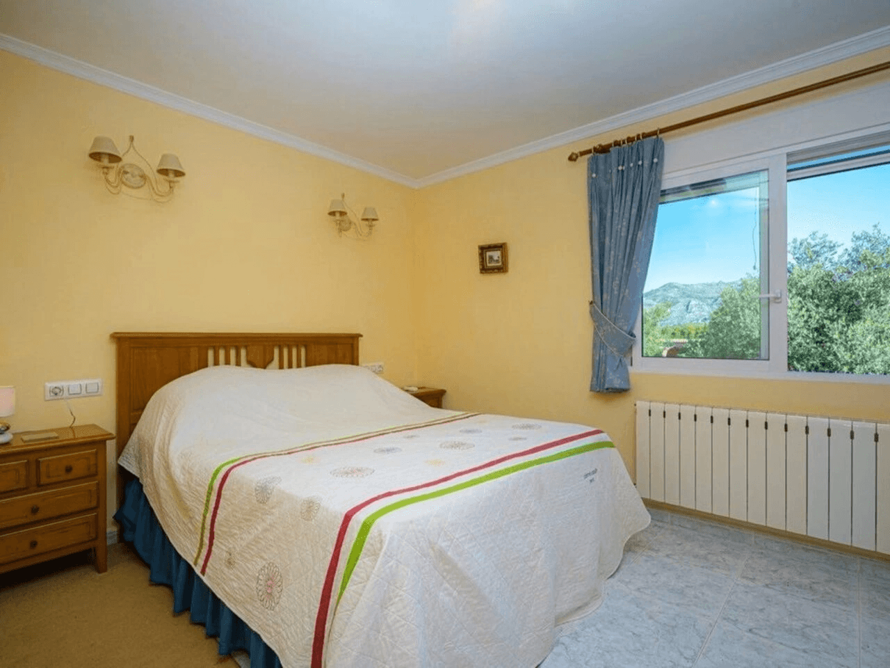 Villa for sale in Jalon
