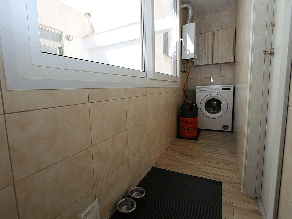 Apartment with 3 bedrooms for sale in Denia.