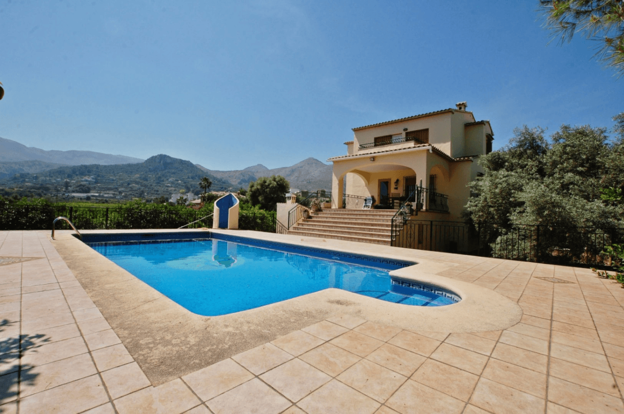 Villa à la vente à Pego