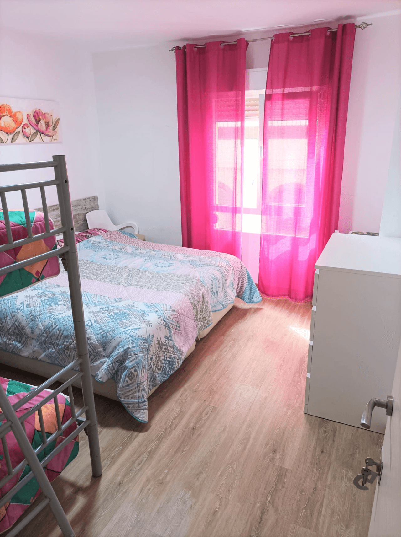 SPACIOUS DOWNTOWN APARTMENT NEAR PUERTO DÉNIA