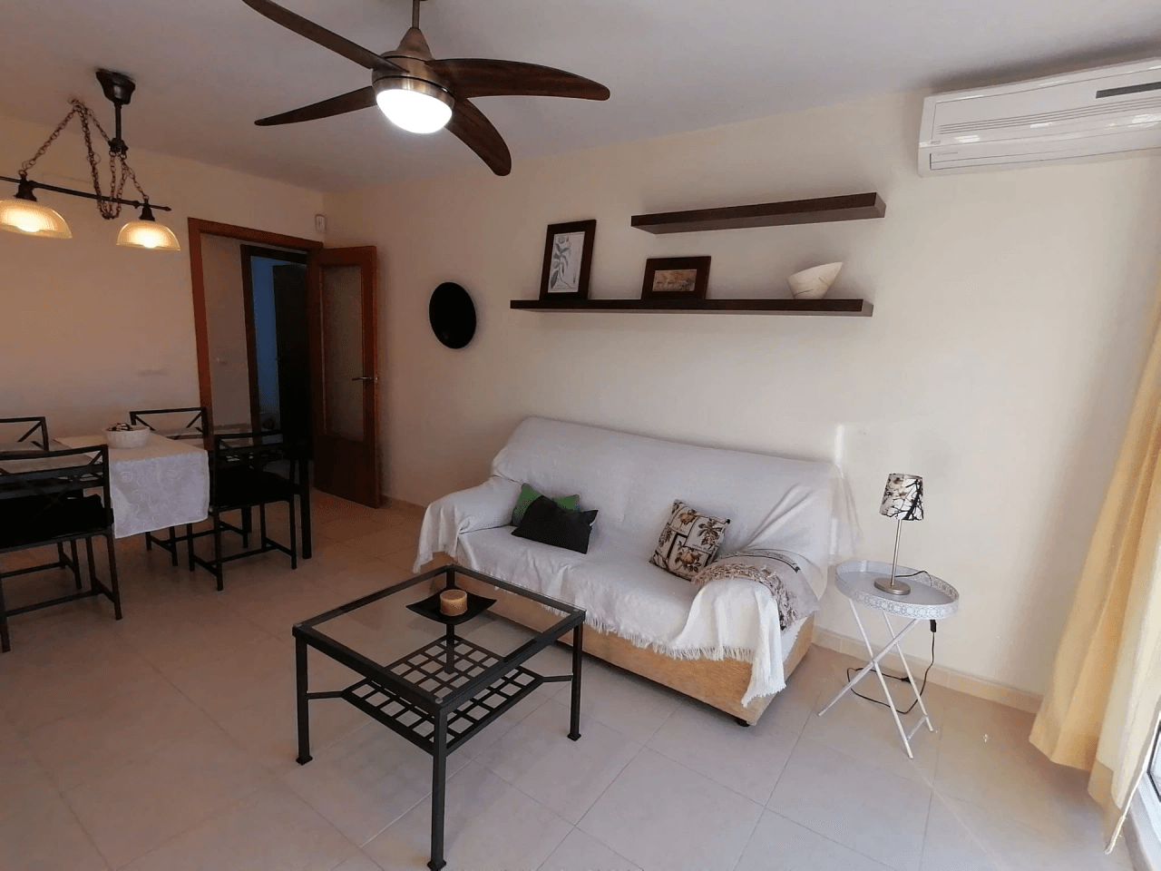 Annual rental in the center of Denia