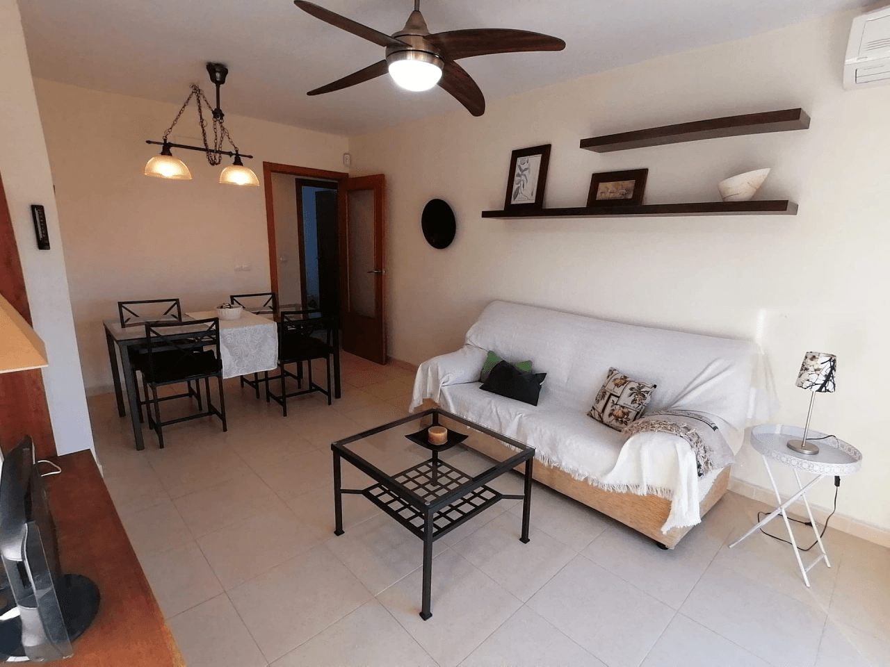 Annual rental in the center of Denia