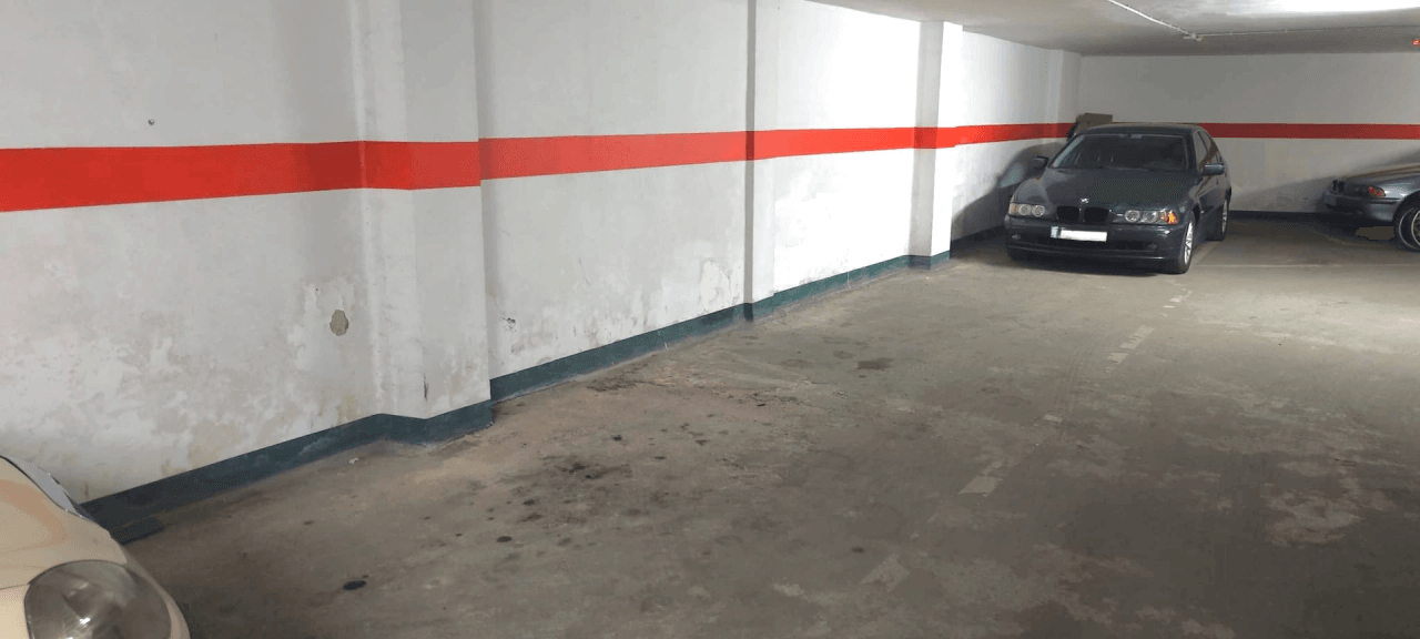PARKING SPACE IN DENIA