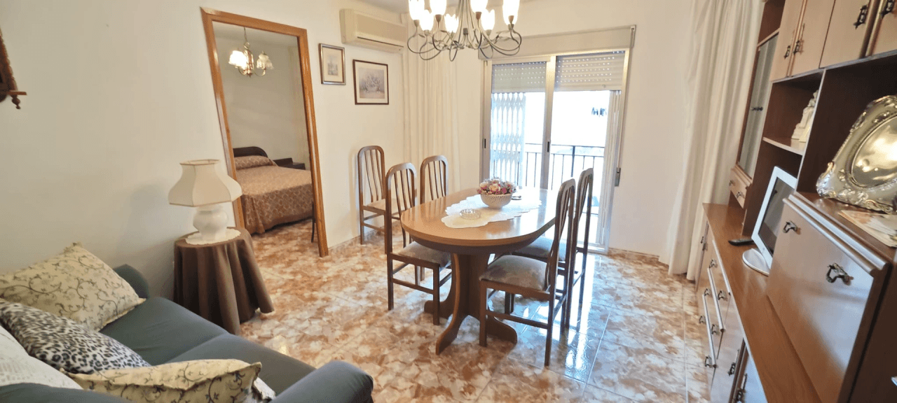 CENTRAL APARTMENT in DENIA with 3 Bedrooms, Terrace, and Elevator.