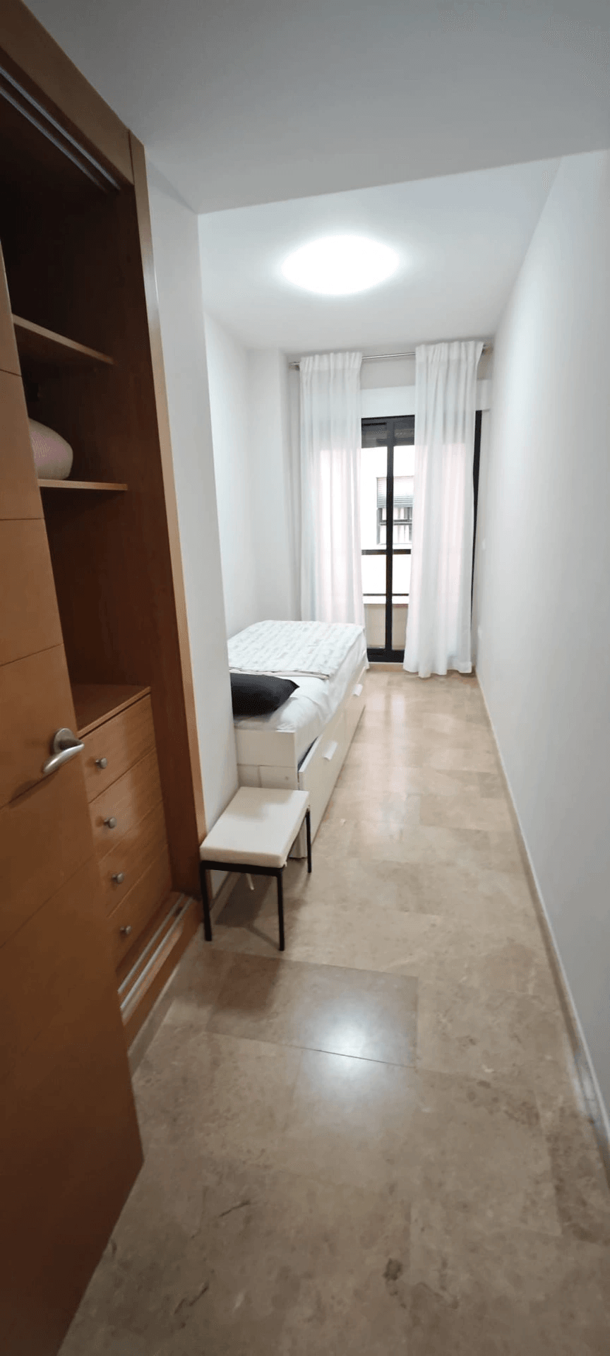APARTMENT READY TO MOVE IN NEAR THE PORT AND CENTER OF DENIA