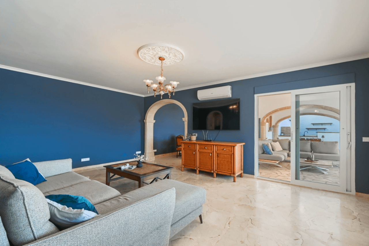 . TWO VILLAS + GUEST APARTMENT . MORAIRA. SEA VIEWS