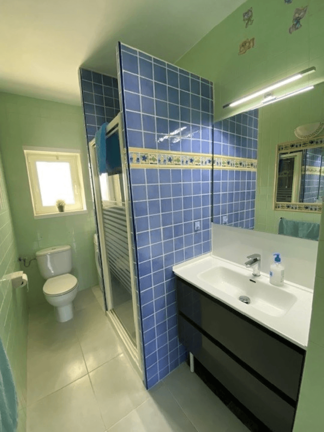 Apartamento en venta en Denia, Primera Línea Playa con vistas al mar, 2 dormitorios.