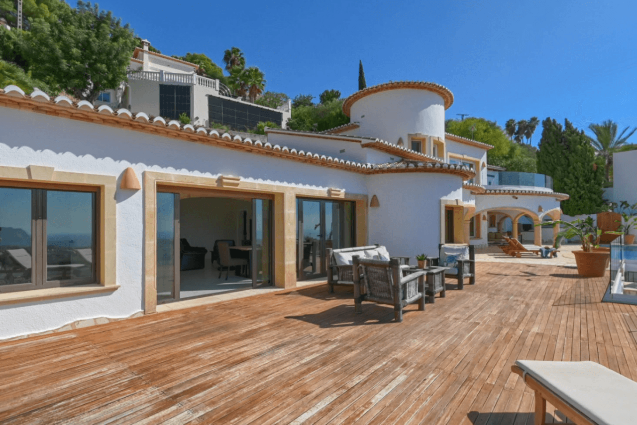 . TWO VILLAS + GUEST APARTMENT . MORAIRA. SEA VIEWS