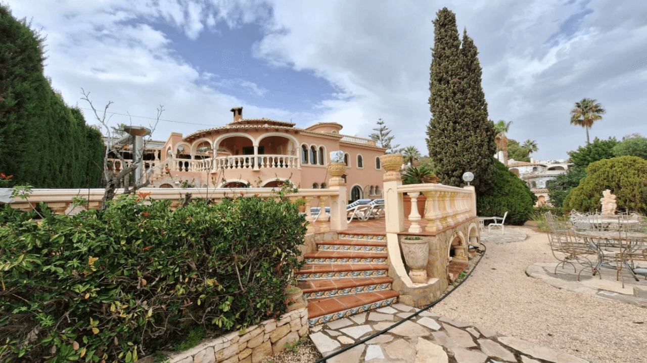 Villa for sale in Benissa