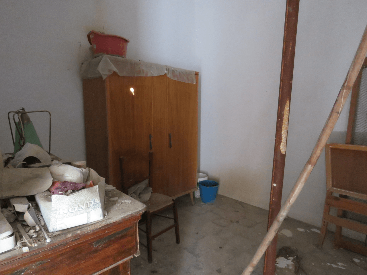 Village house to reform in El Verger.