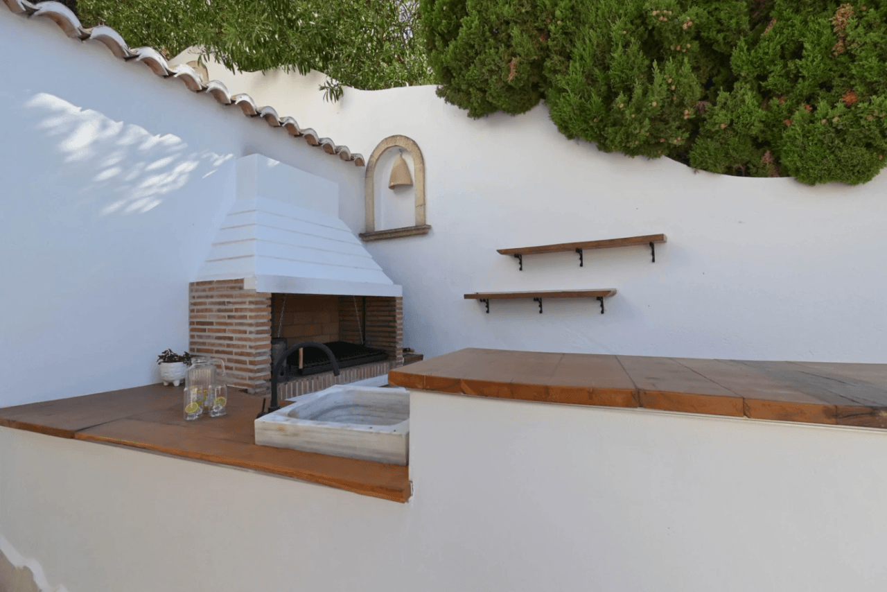 . TWO VILLAS + GUEST APARTMENT . MORAIRA. SEA VIEWS