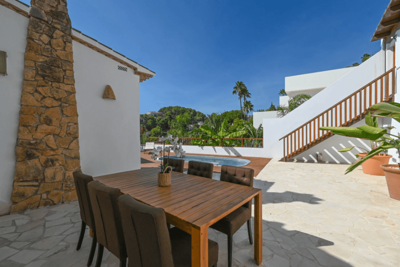 . TWO VILLAS + GUEST APARTMENT . MORAIRA. SEA VIEWS