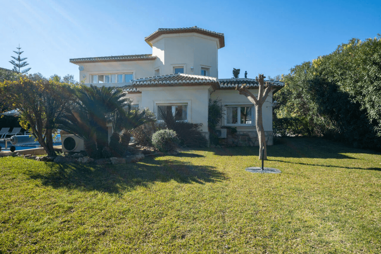 Villa for sale in Javea