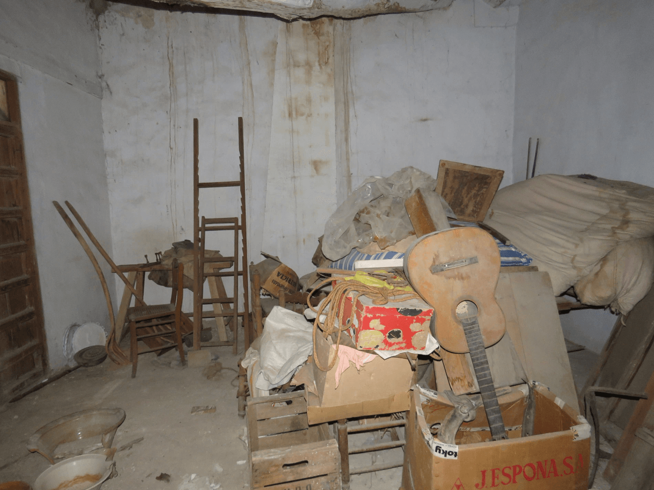 Village house to reform in El Verger.