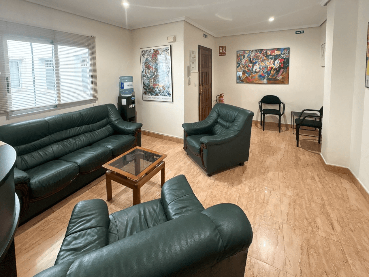 Huge apartment in the center of Dénia to reform.