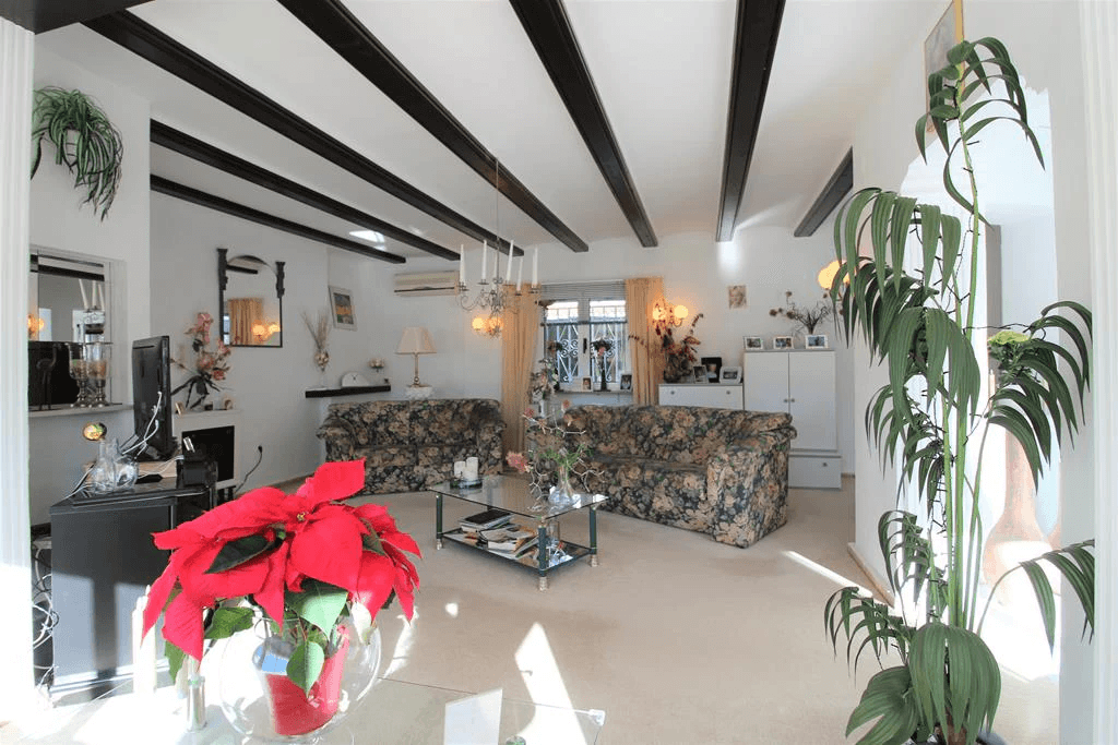 Villa a step away from the beach, Els Poblets