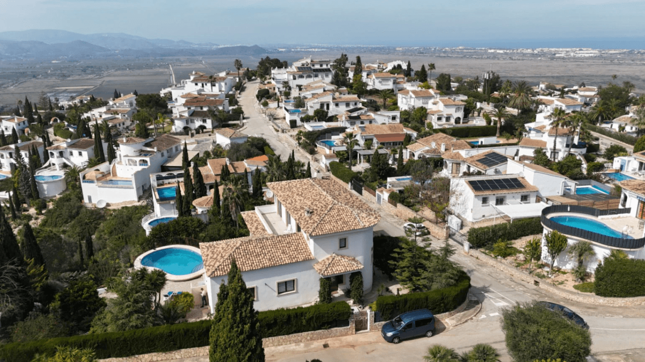 Villa te verkoop in Pego