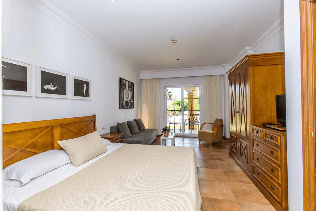 Apartment with separate guest area, in the surroundings of the Denia Marriott La Sella Golf Resort  Spa