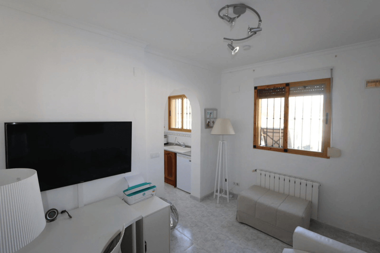 Impressive 3-bedroom villa for sale with valley views and independent guest apartment.