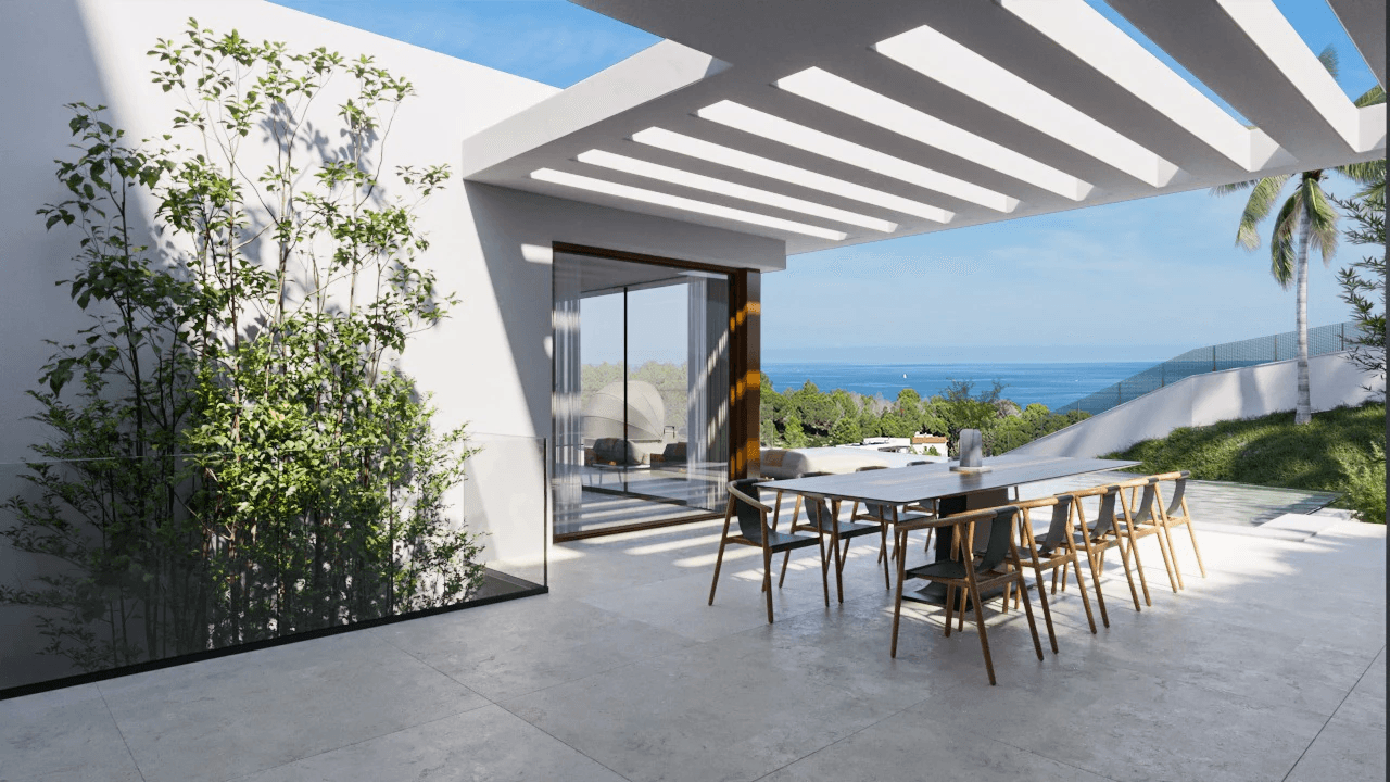 Plot in Dénia, Las Rotas, with building permit and project for a modern villa.