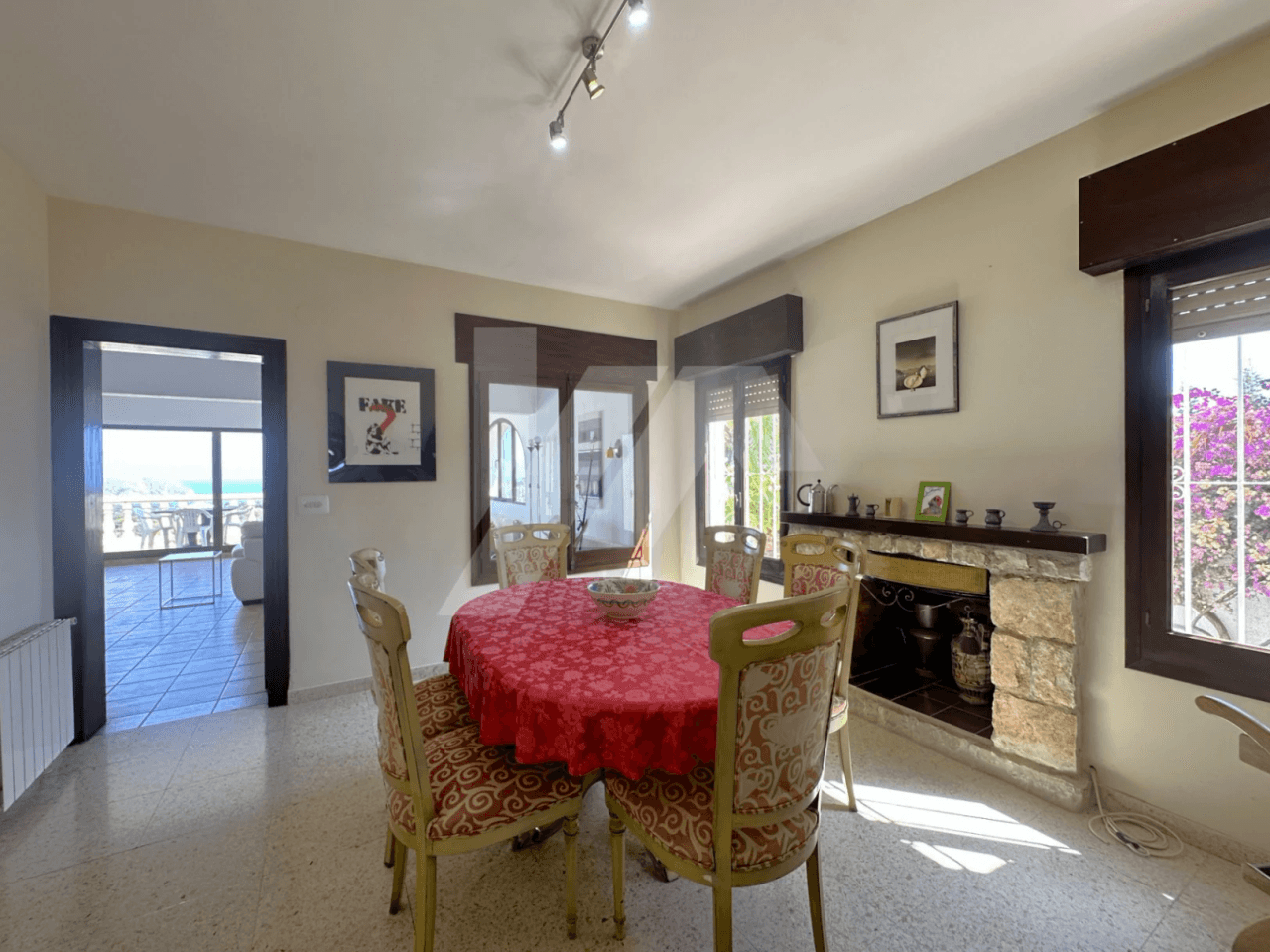 Villa for sale in Moraira with spectacular sea views.