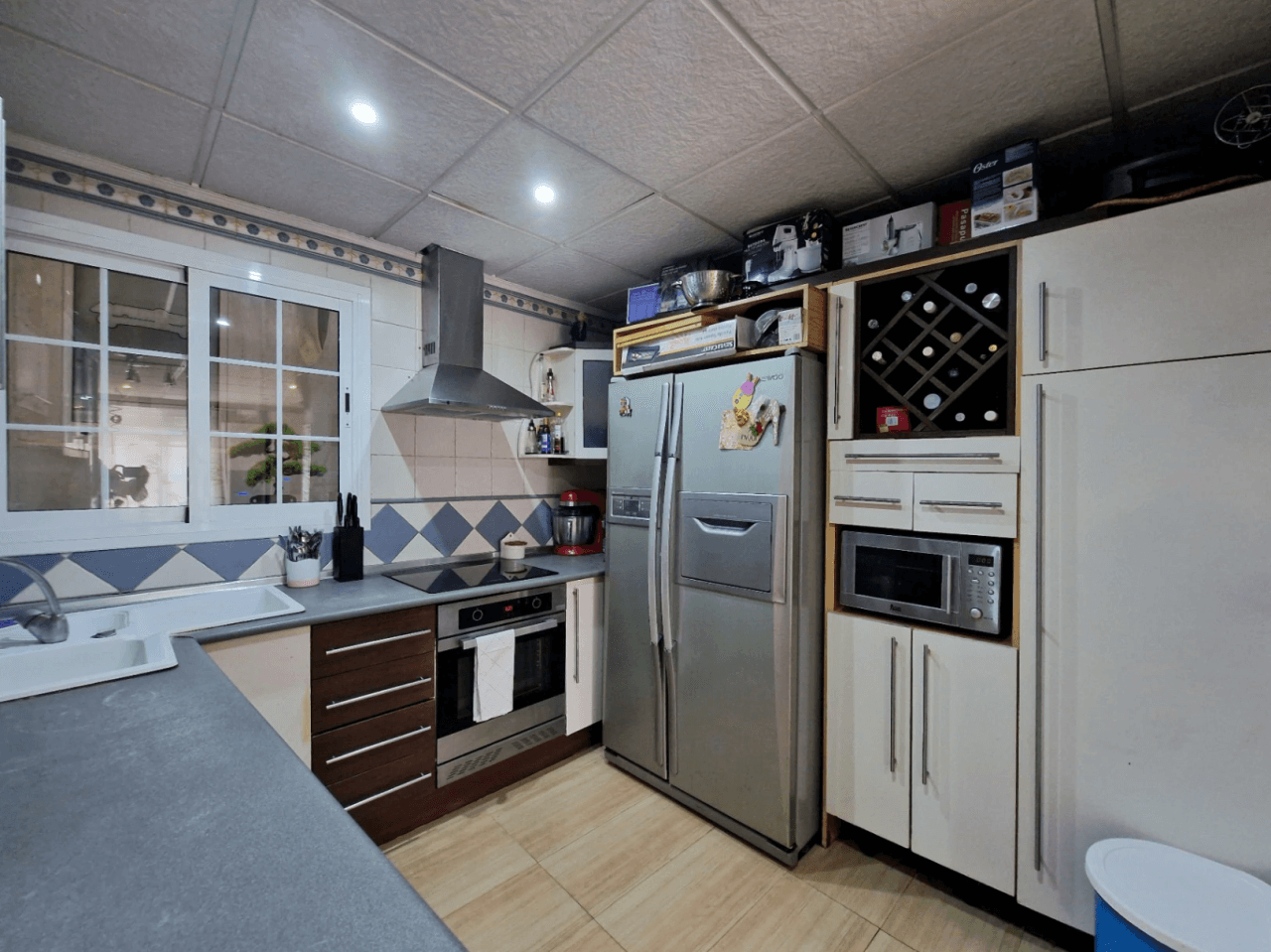 Townhouse with 10 rooms in the center of Jávea.