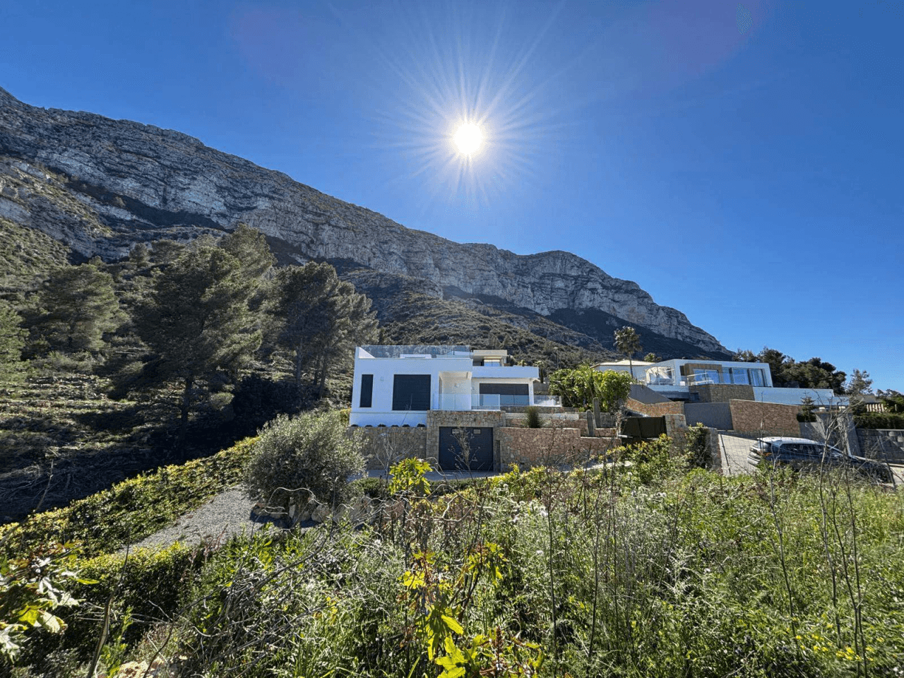 "Montgó House": Author Project with Granted License and Infinite Views in Dénia.