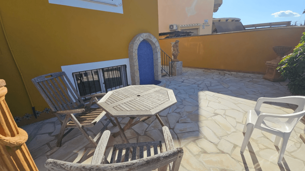 Semi-detached house for sale in Oliva
