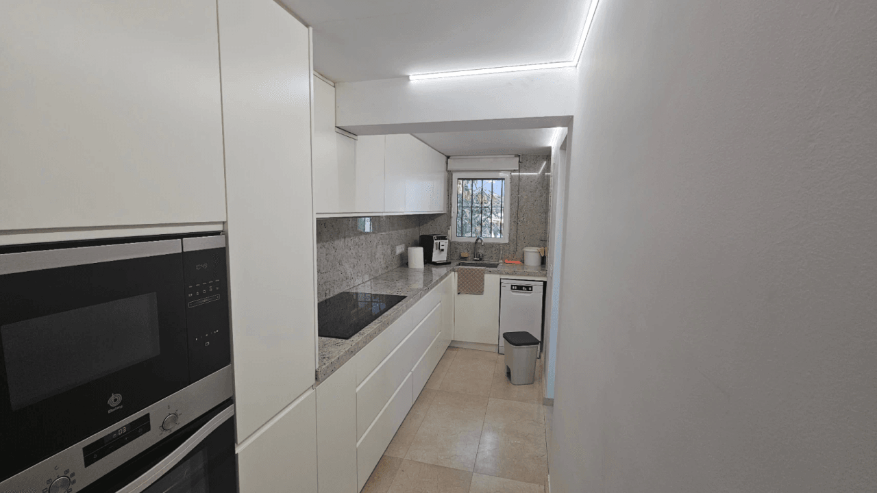 Country house for sale in Pego