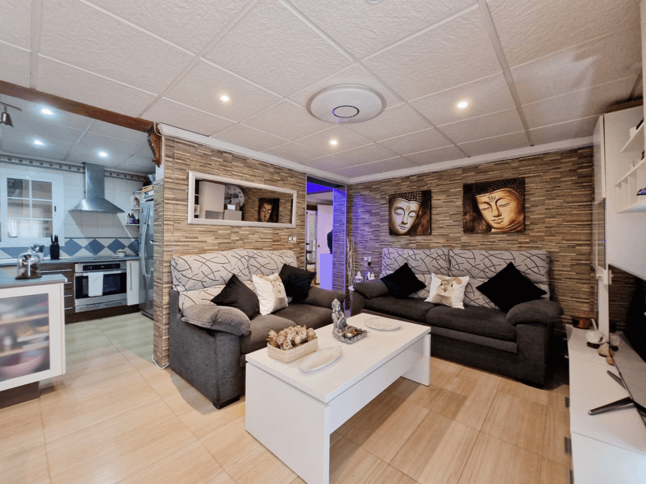 Townhouse with 10 rooms in the center of Jávea.