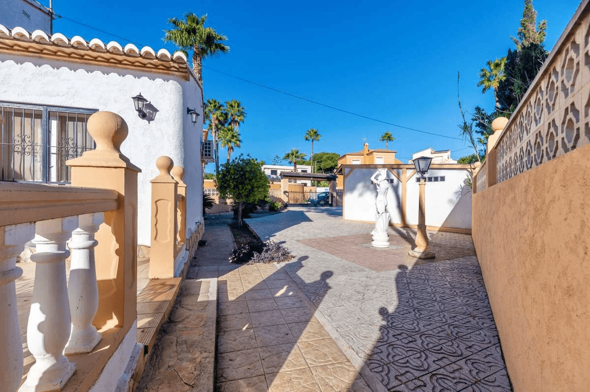 Detached house for sale in Calpe