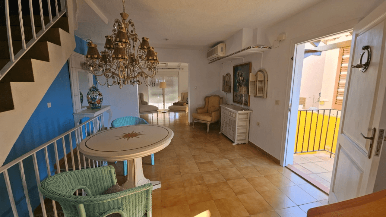Semi-detached house for sale in Oliva
